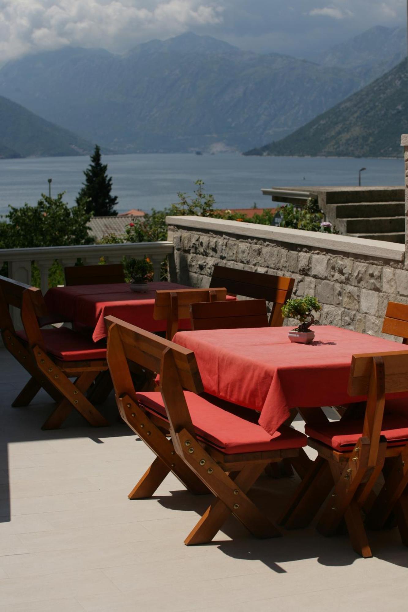 Apartments Radonjic Kotor Ngoại thất bức ảnh