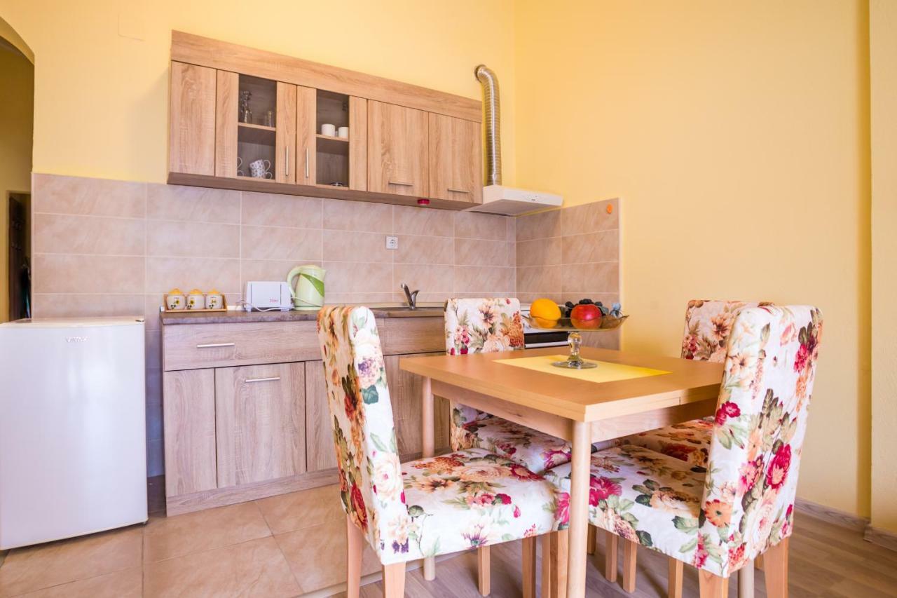 Apartments Radonjic Kotor Ngoại thất bức ảnh